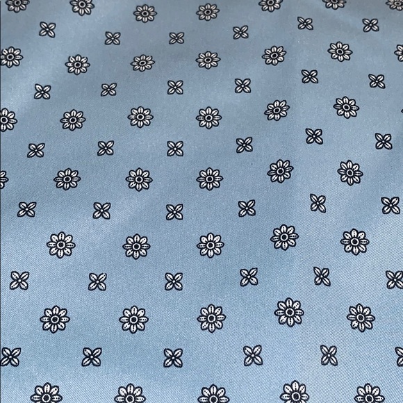 Express Wrinkle-Resistant Performance Dress Shirt - Picture 5 of 6